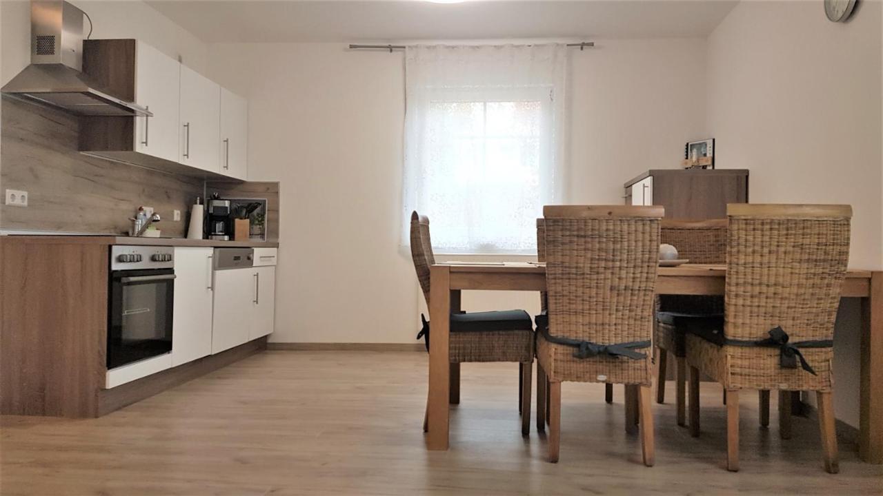 Ferienwohnung Sonnenschein Бургау Екстериор снимка