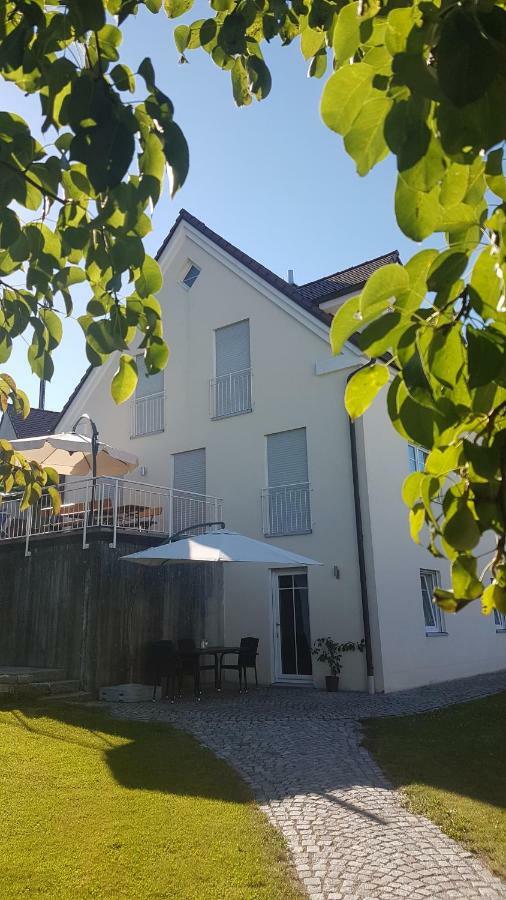 Ferienwohnung Sonnenschein Бургау Екстериор снимка